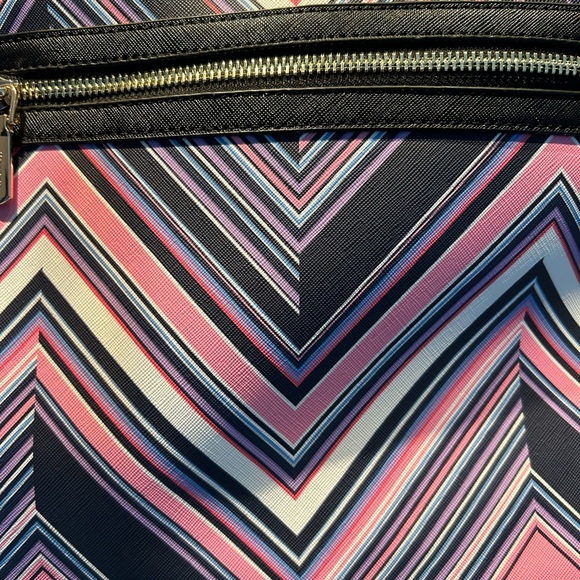 Trina Turk Chevron Tote in Pink and Navy - Picture 10 of 16